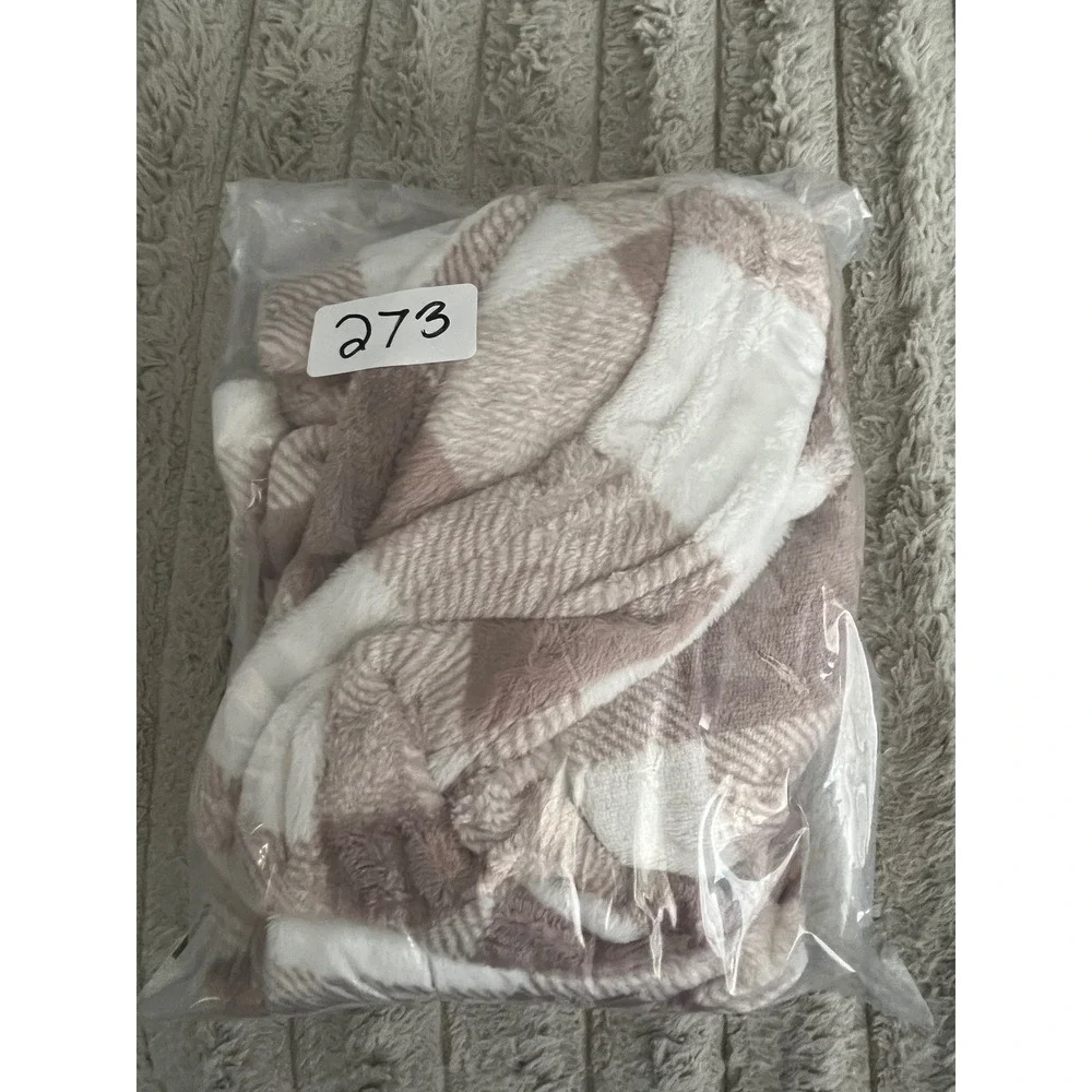 Set Kids Tan White Buffalo Plaid Fleece Pajama Set Hooded Pullover and Pants 2pc
